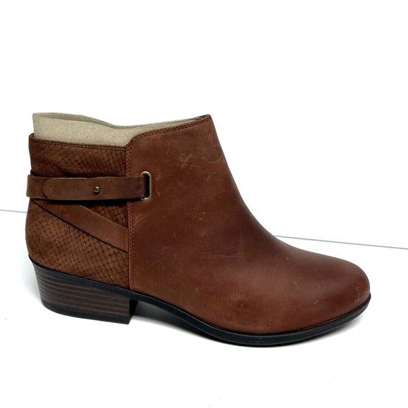 clarks women's addiy gladys fashion boot